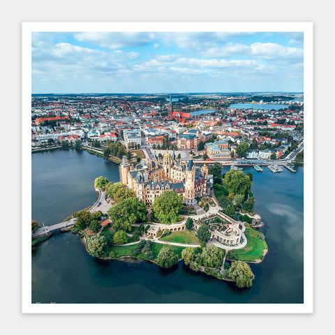 Pintoo H3937 Schwerin Castle, Germany - 1600 Piece Jigsaw Puzzle